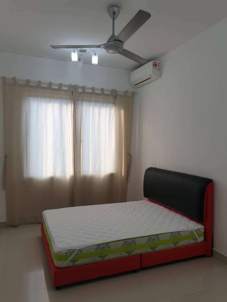 Big Room C W Bed For Rent At Bayu Pandan Jaya Near Pandan Jaya Lrt Station Roomz Asia