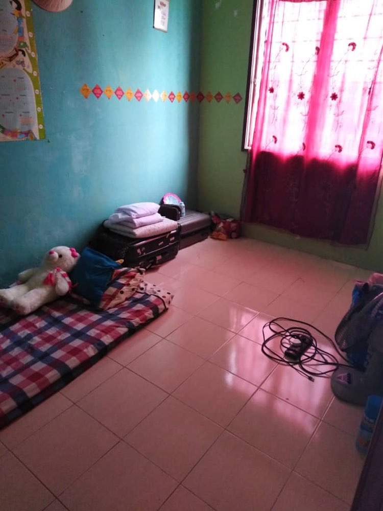 1 Single Room Looking For Roomate Roomz asia