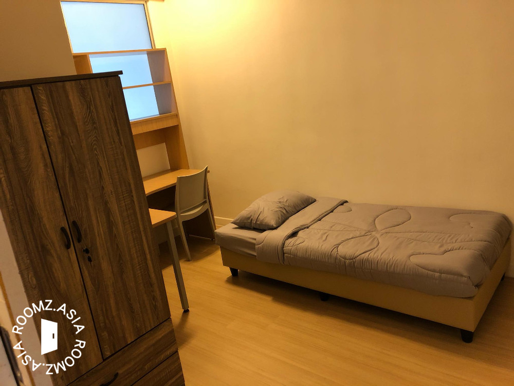 Single Room For Rent At One Stop Residence Hotel Office Roomz Asia