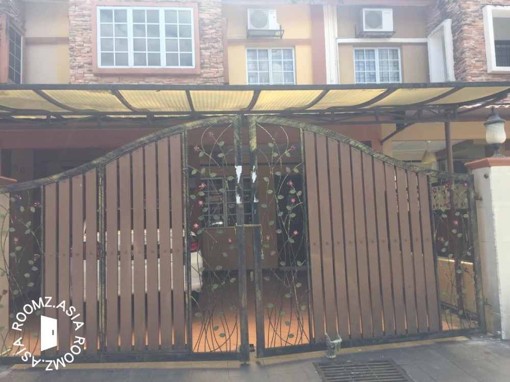 Bilik Sewa Rumah Teres Seksyen 3 Bangi. 7 min ke UKM/GMI/KTM/MRT/Sony