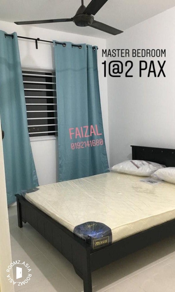 Master room for rent at Residensi WangsaMas