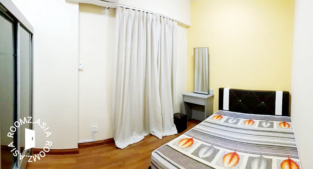 Aircond Furnished Middle Room Rm 700 For Rent At Casa Desa Taman Desa Old Klang Road Mid Valley Bangsar Kl Sentral Roomz Asia