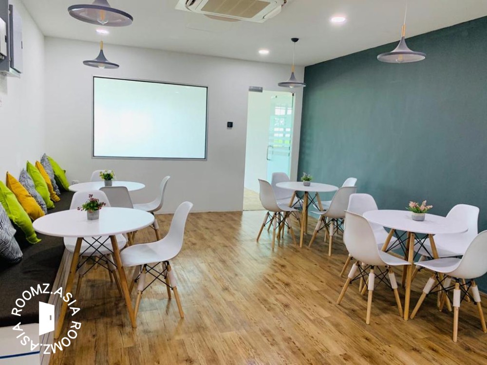 Meeting Training Room For Rent At Taman Limbongan Permai For Up To 40 Guests Roomz Asia