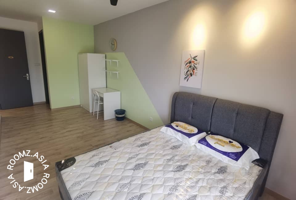 Master Room For Rent At Emporis Kota Damansara With Private Bathroom Roomz Asia