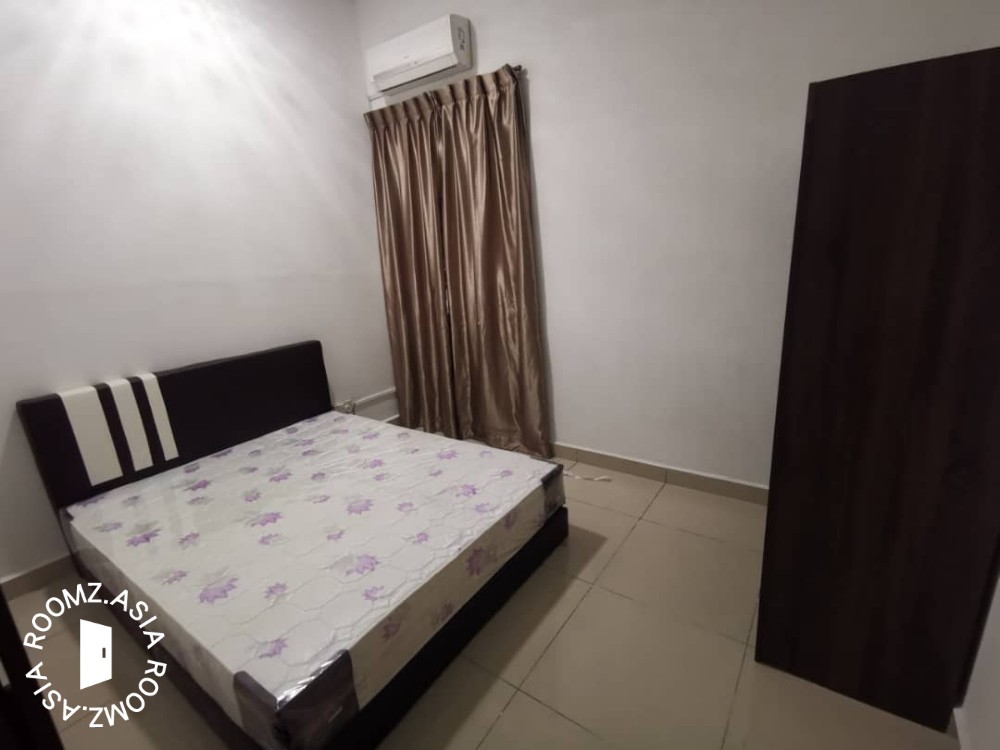 JB Master Room For Rent | Dato Onn | Fully Furnished – Roomz.asia