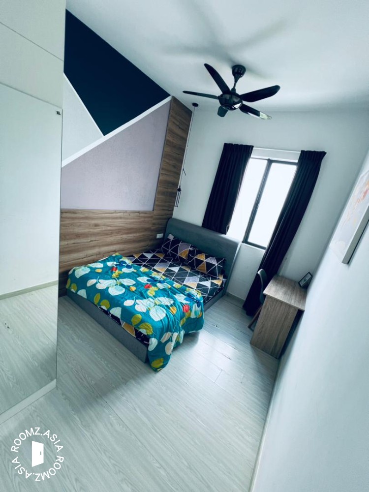The Hamilton Condominium,Wangsa Maju,Middle Room Lady’s Unit for rent next to Seri Rampai LRT
