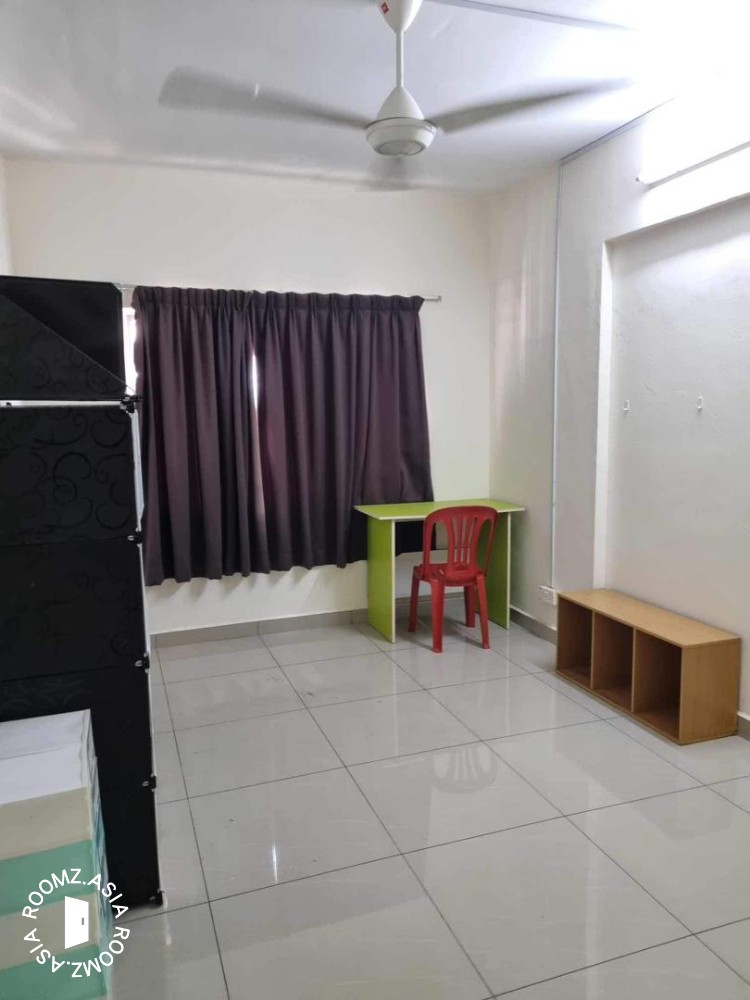 Menara Alpha condominium, Single room for rent