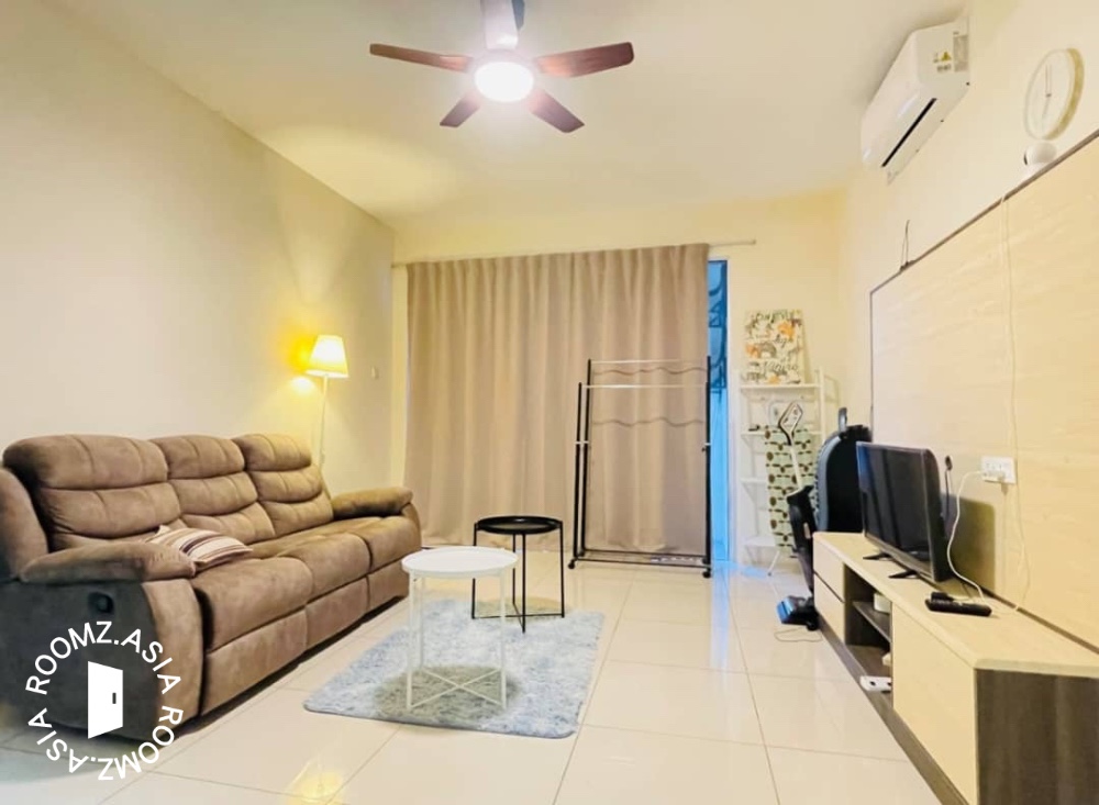 Pv20 Single room for rent , Available Now
