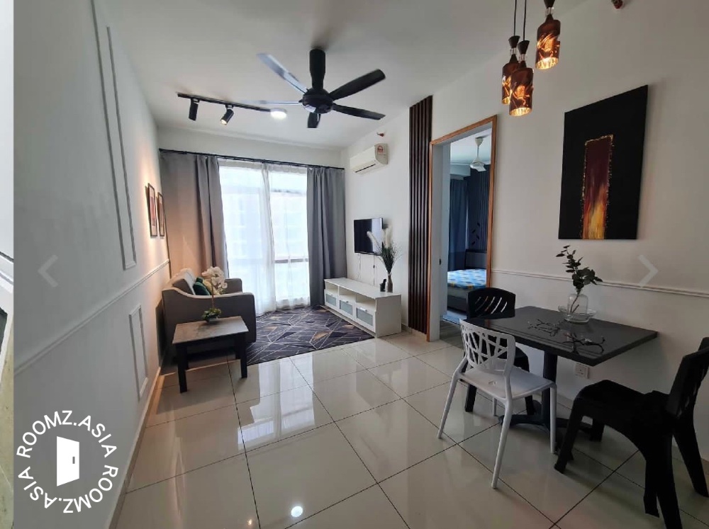 Studio room for rent at with private 🛁bathroom