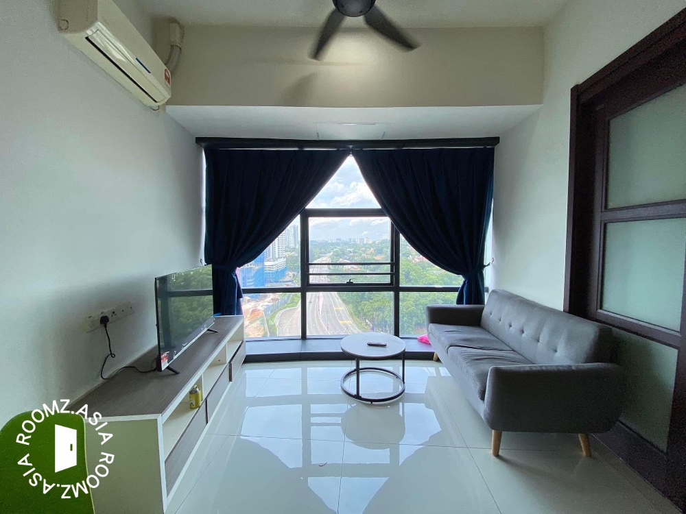 Master room for rent at with private 🛁bathroom