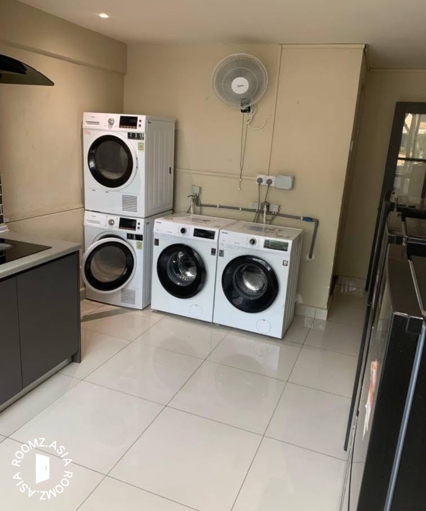 Bintang Goldhill Room For Rent near Jalan Tun Razak/KLCC/ near to MRT Tun Razak / Kenanga Tower / RHB Tower / Pavillion Middle room for rent at with private 🛁bathroom