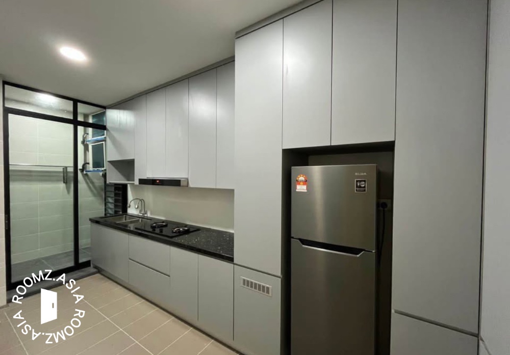 ❗ Partial / Fully Furnished Single room for rent at Happy Garden, Kuchai Lama, OUG, Sri Petaling Middle room for rent at with private 🛁bathroom