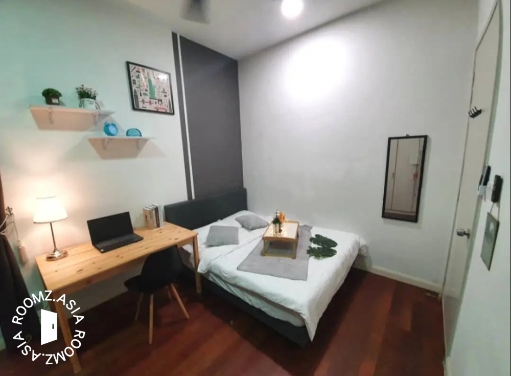 OUG Parklane Serviced Residence