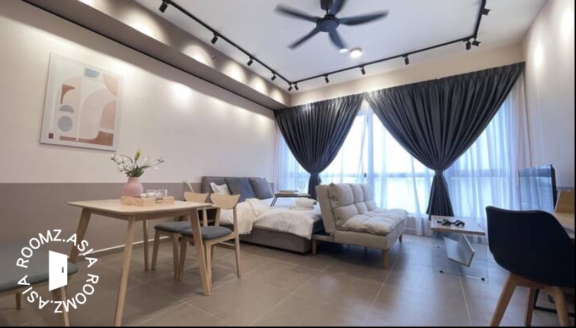 Studio room for rent at with private 🛁bathroom