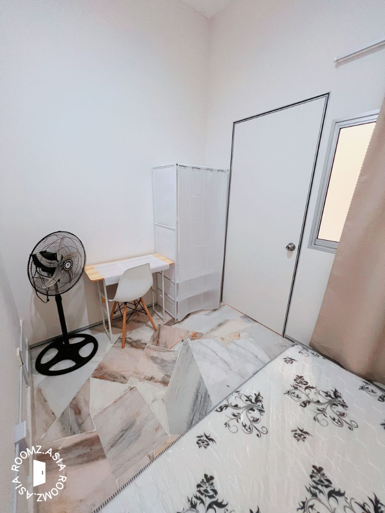 studio apartment at Danau Idaman, Taman Desa