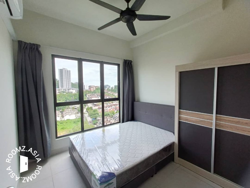 Middle room for rent at Majestic Maxim Cheras nearby MRT Connaught , Ekocheras , Leisure Mall , UCSI College