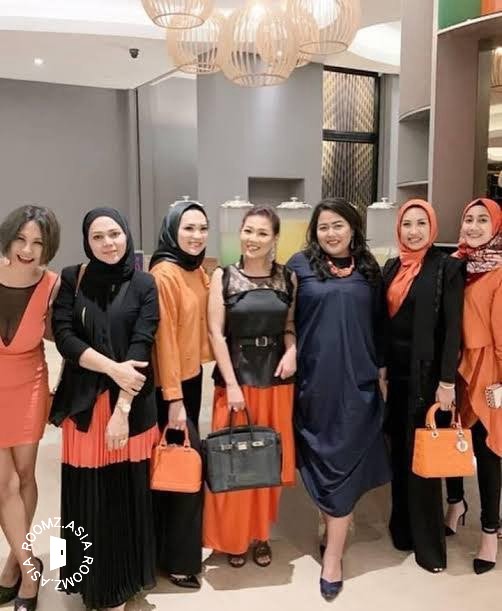 HOOKUP WITH RICH SUGAR MUMMY IN MALAYSIA AND SINGAPORE