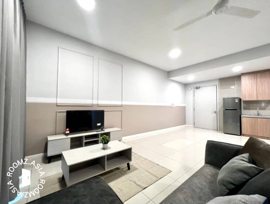 Studio room for rent at with private 🛁bathroom