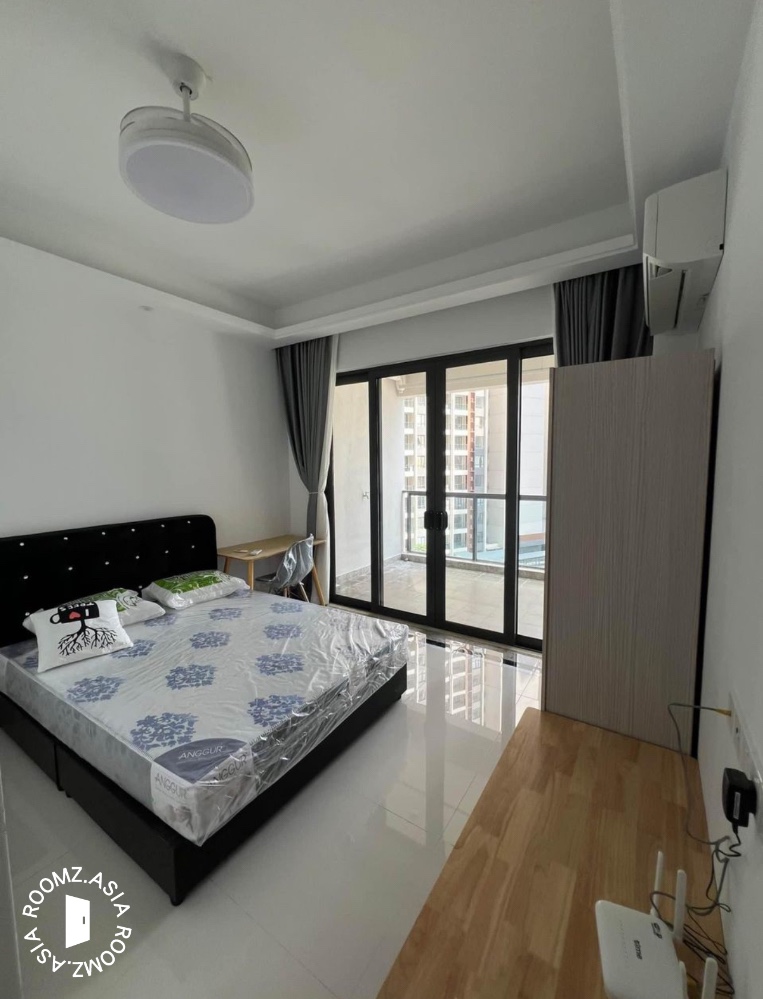 Studio room for rent at Pangsapuri Desa Dato Hajah Hasnah with private 🛁bathroom