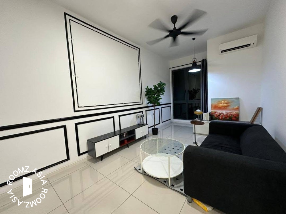Studio room for rent at One Maxim with private 🛁bathroom