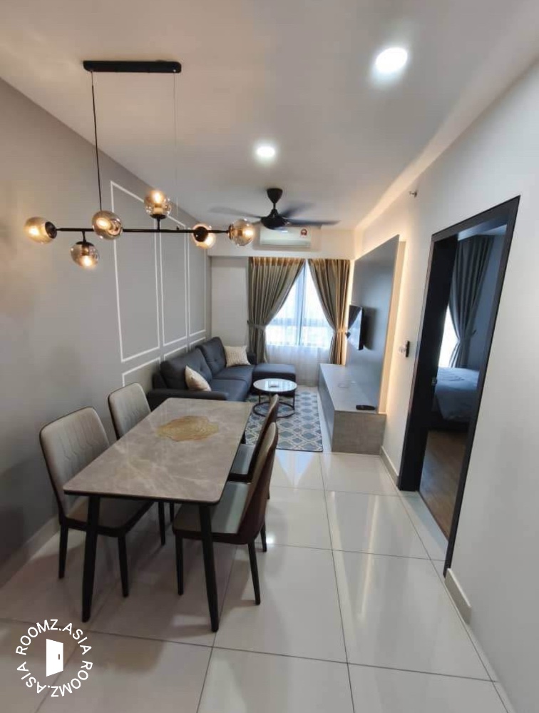 Fully furnished studio unit