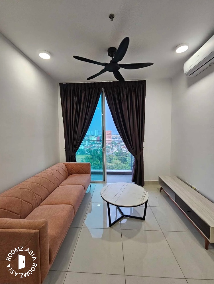 Studio room for rent at with private 🛁bathroom