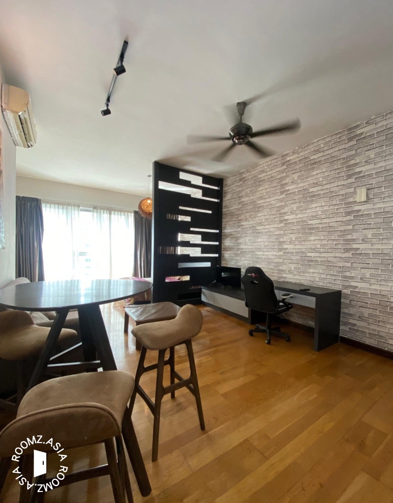 Fully Furnished Private Studio for rent at Pavilion Hilltop, Mont Kiara with private 🛁bathroom