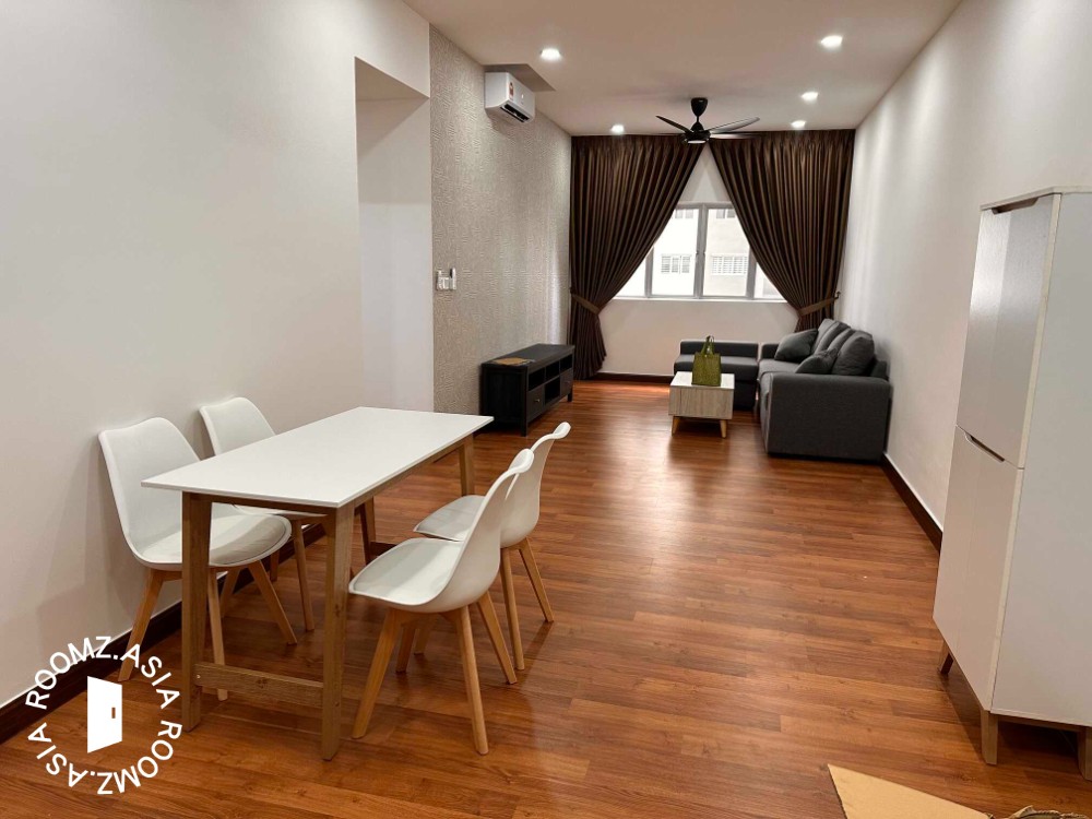 Fully furnished studio