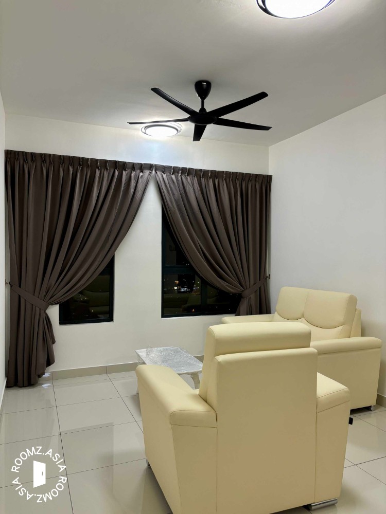 Studio room for rent at Bangi Avenue @ Kajang with private 🛁bathroom