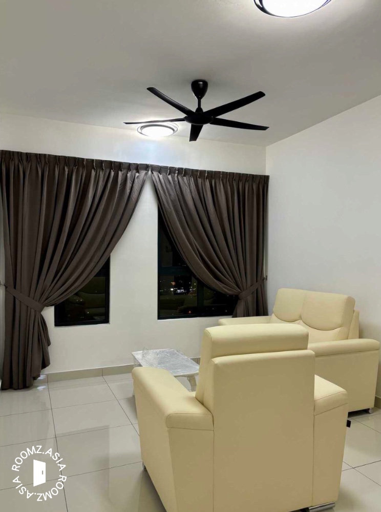 Fully furnished studio