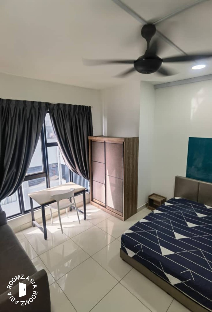 5 Minutes Walking Distance To Pavilion Bukit Jalil Mall