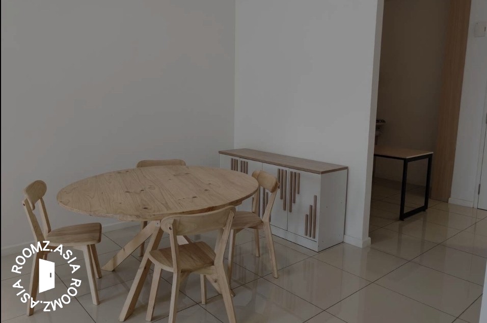 Studio room for rent at with private 🛁bathroom