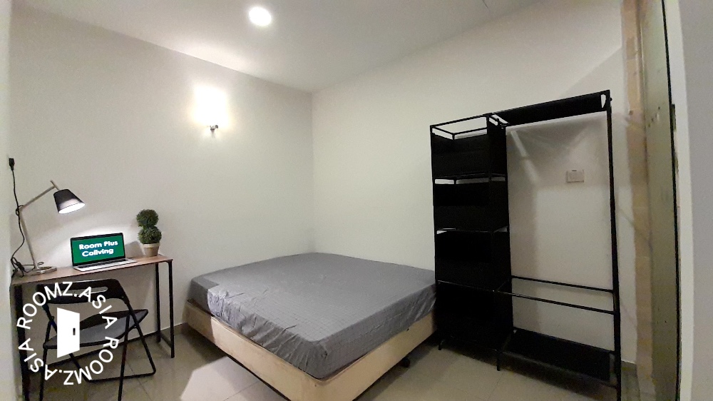 MRT Single Room Private Bathroom Taman Maluri Near TRX KL Sentral Female Male Room for rent near MRT LRT