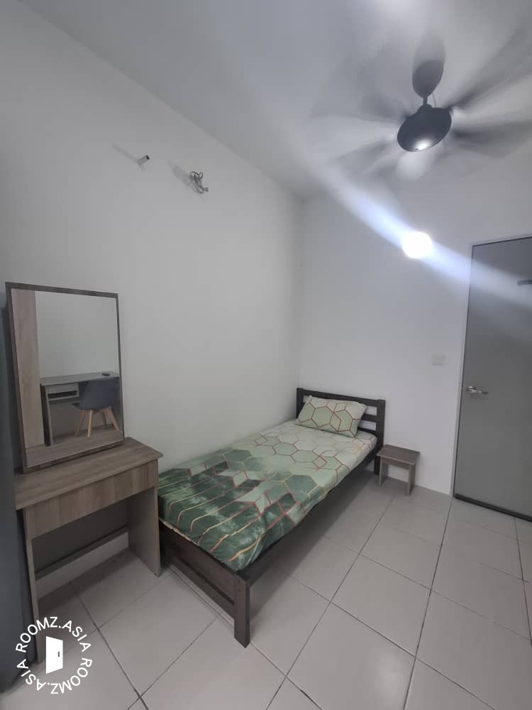 Vista Wirajaya 2 Middle Room Muslim Lady Unit,walk to LRT Taman Melati
