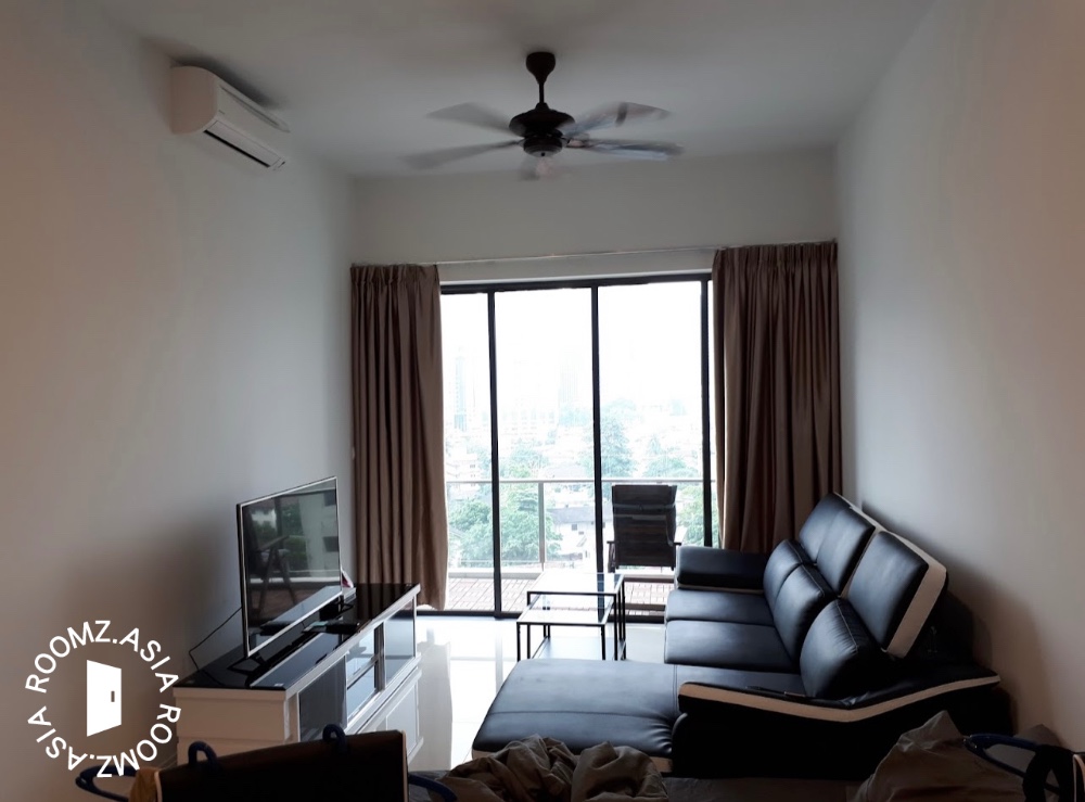 Fully furnished studio unit