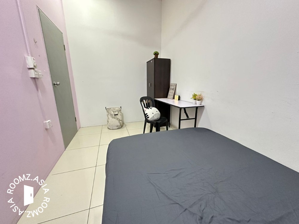🚆 Near Public Transport + High-Speed WiFi – Comfortable & Convenient!