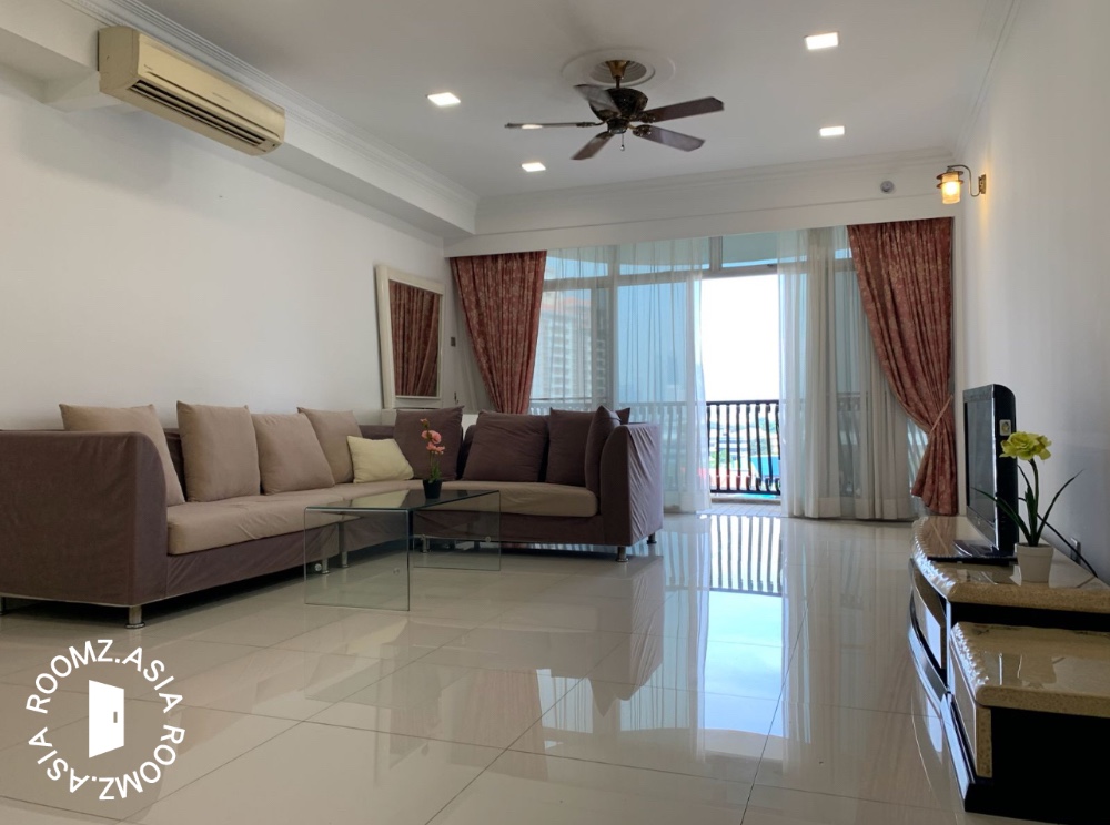 fully furnished studio in South brooks