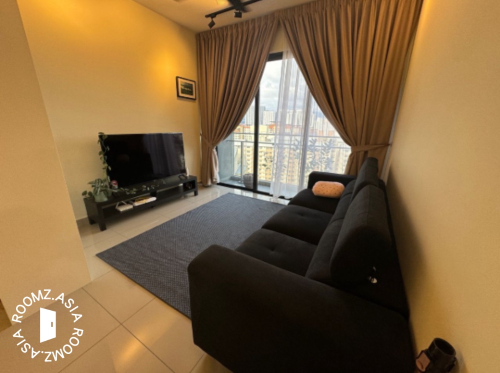 Fully furnished studio in Desa Bukit Jambul Condominium
