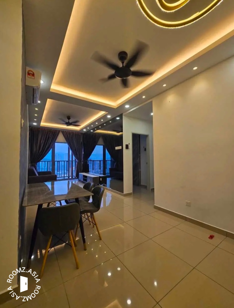 Studio room for rent at with private 🛁bathroom