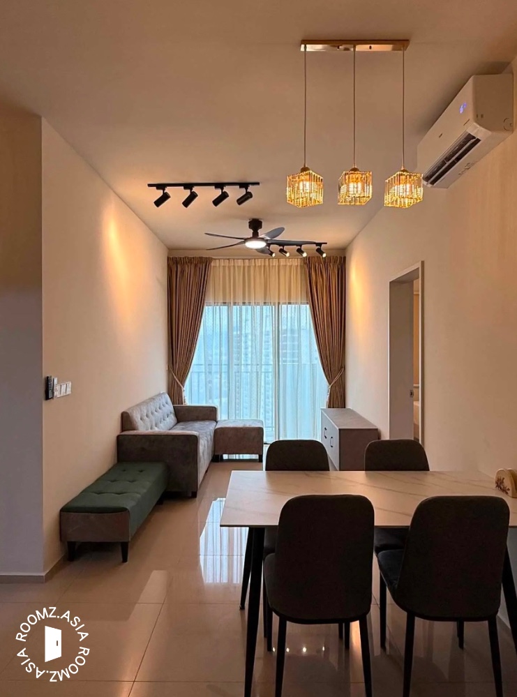 Studio room for rent at with private 🛁bathroom