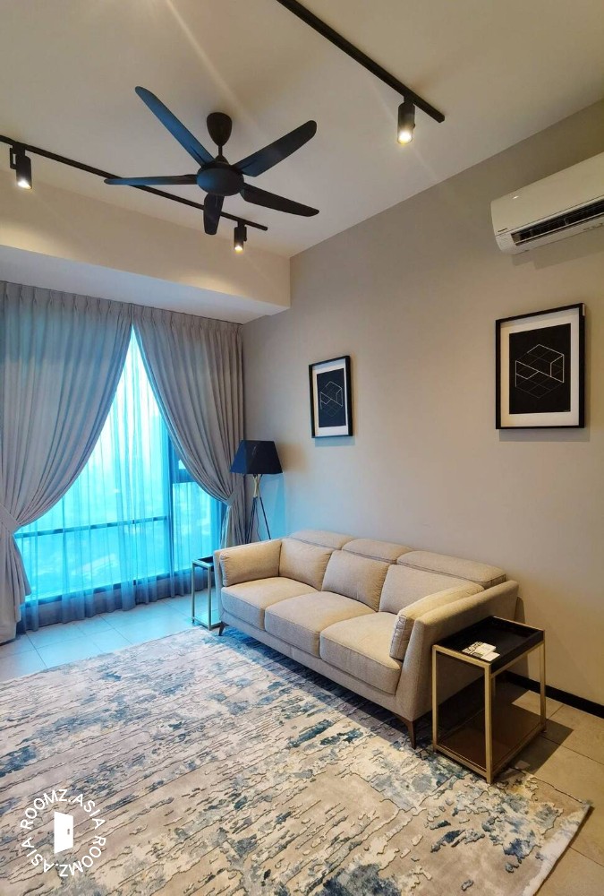 2 bedroom 1 bathroom condominium for rent