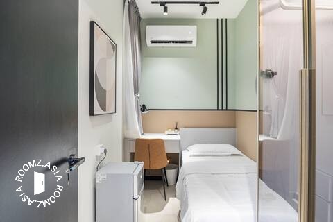 🔥PREMIUM MIDDLE ROOM🔥WORK FROM HOME FRIENDLY! DIRECT LINK TO LRT! SAME LINE TO KLCC/ KL SENTRAL/ MID VALLEY! 🚝