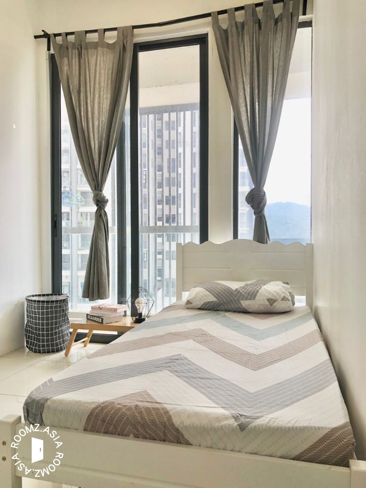 SINGLE ROOM FOR RENT IN CHERAS YOU VISTA 1 MONTH DEPOSIT