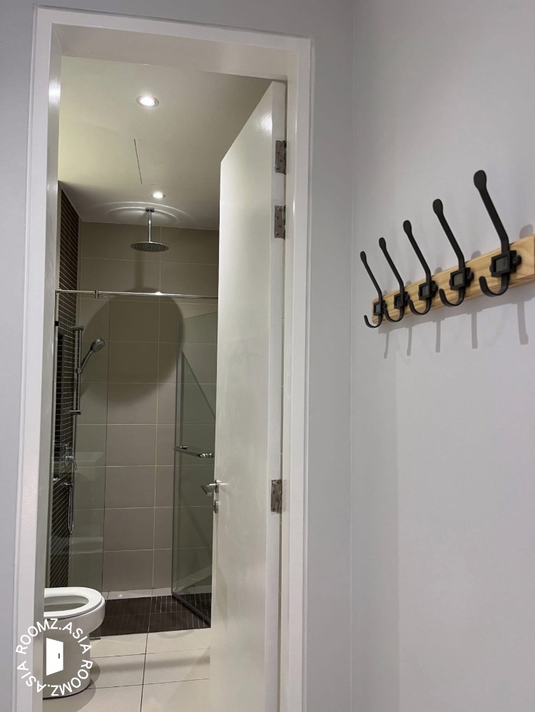 Studio room for rent at Wangsa Majuwith private 🛁bathroom