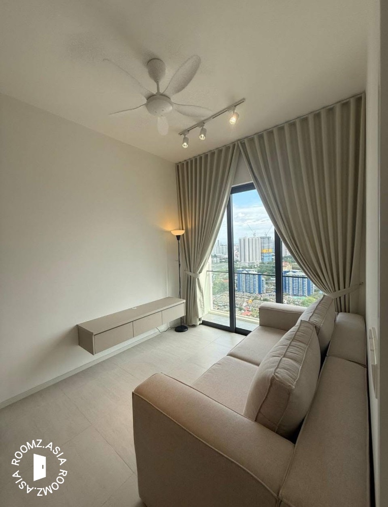 Studio room for rent at Rica Residence Sentul with private 🛁bathroom