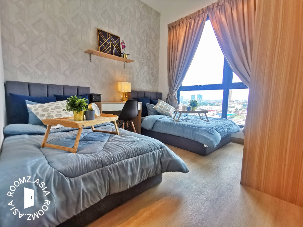 Master room for rent at THE GRAND SUBANG SS13