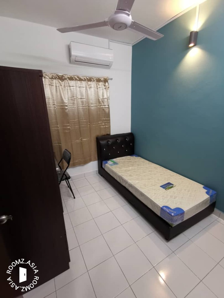 RM600 !! Near to One Utama / First Avenue / Mrt Bandar Utama / Kayu Ara / TTDI / Mutiara Damansara