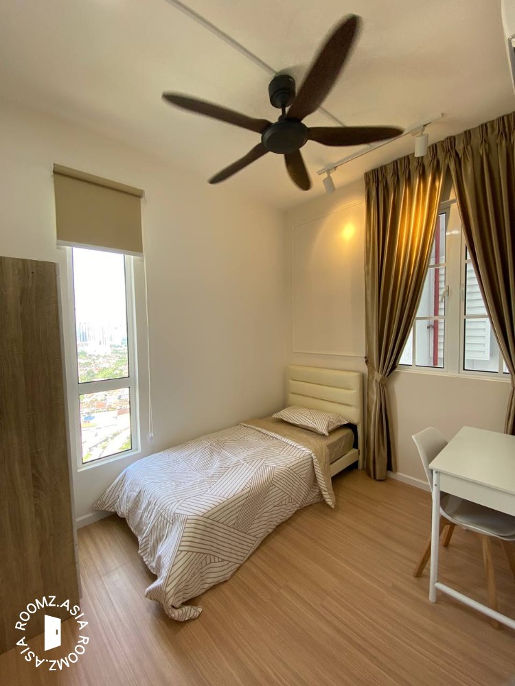 Single room for rent at