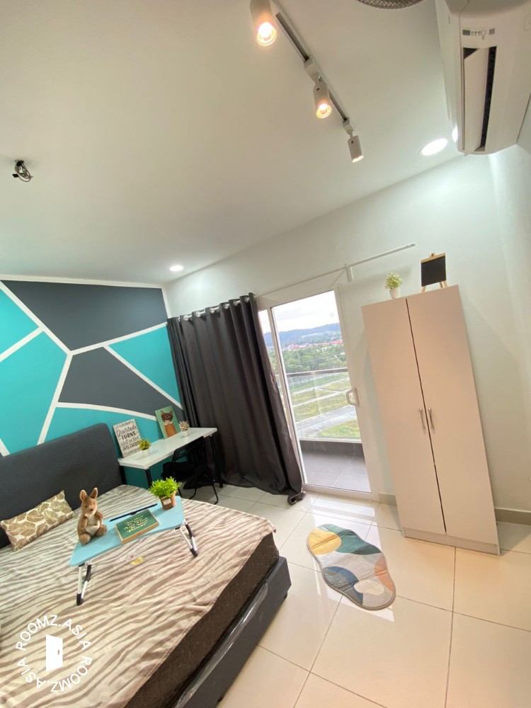 🚆 Near Public Transport + High-Speed WiFi – Comfortable & Convenient!