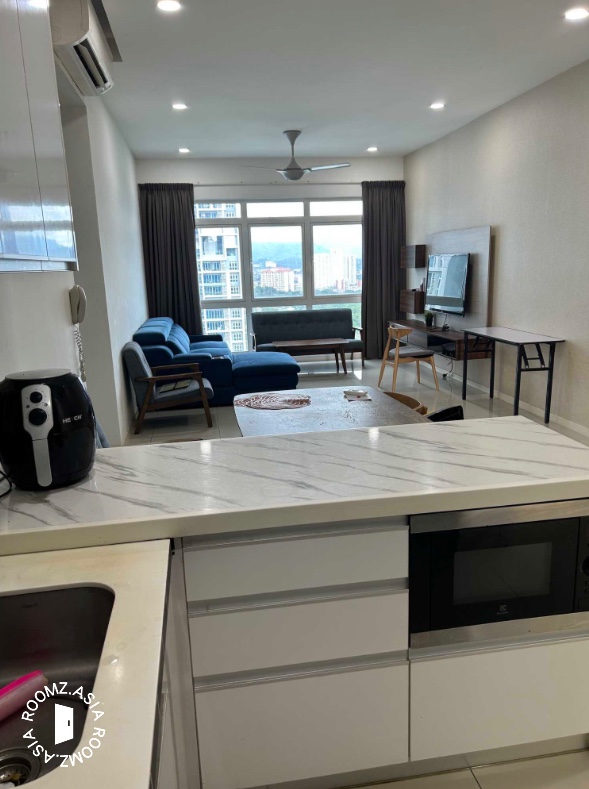 Fully furnished studio